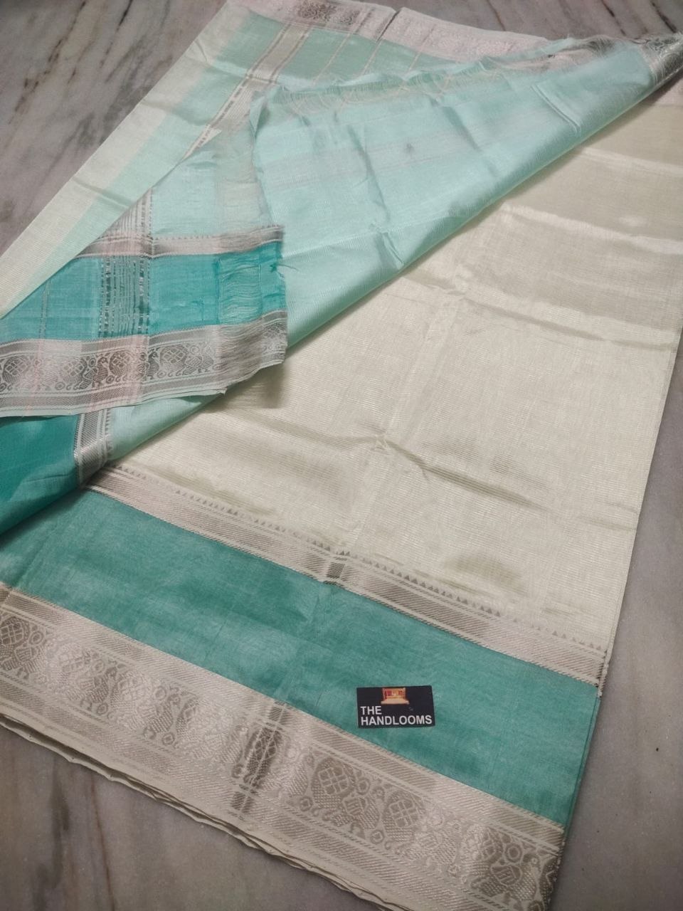 Golden Daffodils Bloom Silver Zari Mangalagiri Pure Handloom Cotton Saree